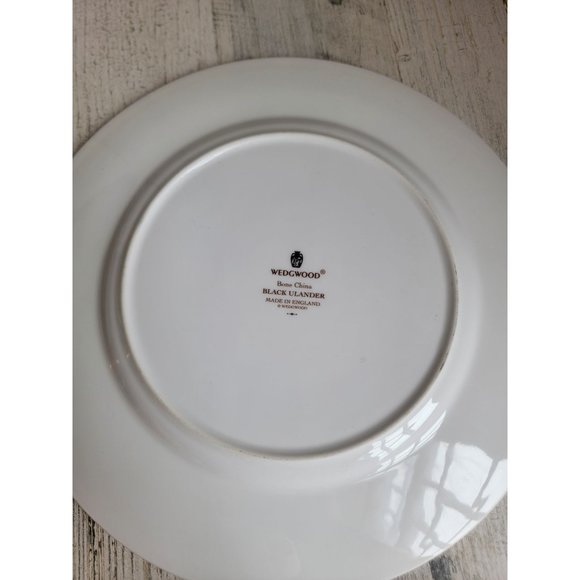 Wedgwood bone china black ulander 10" dinner plate - Picture 6 of 6